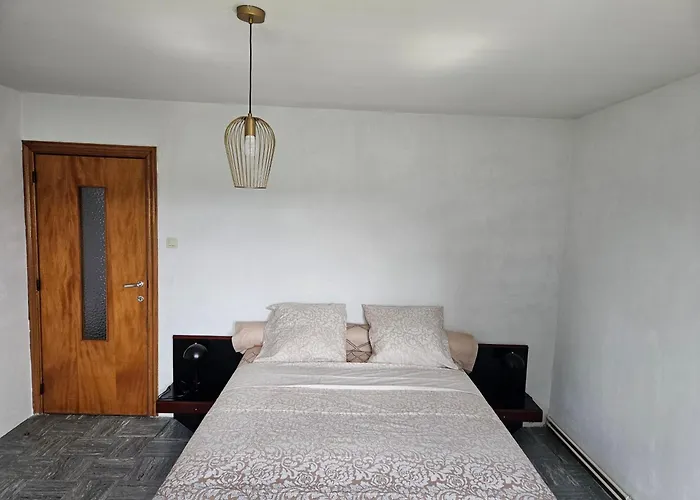 Δωμάτια σε οικογενειακή κατοικία Mam'ika